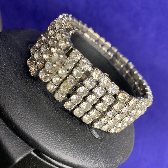 5-Row Clear Crystal bracelet in Silver tone, Vintage - Picture 1 of 3